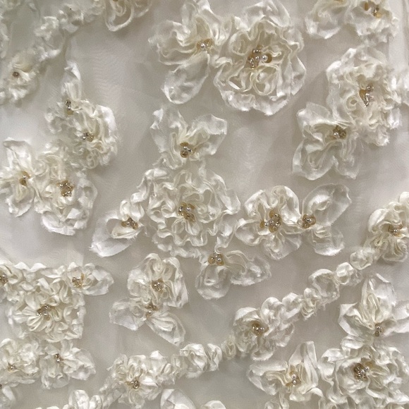 NWT Tony Bowls Wedding Dress. Size 14. - Picture 5 of 9